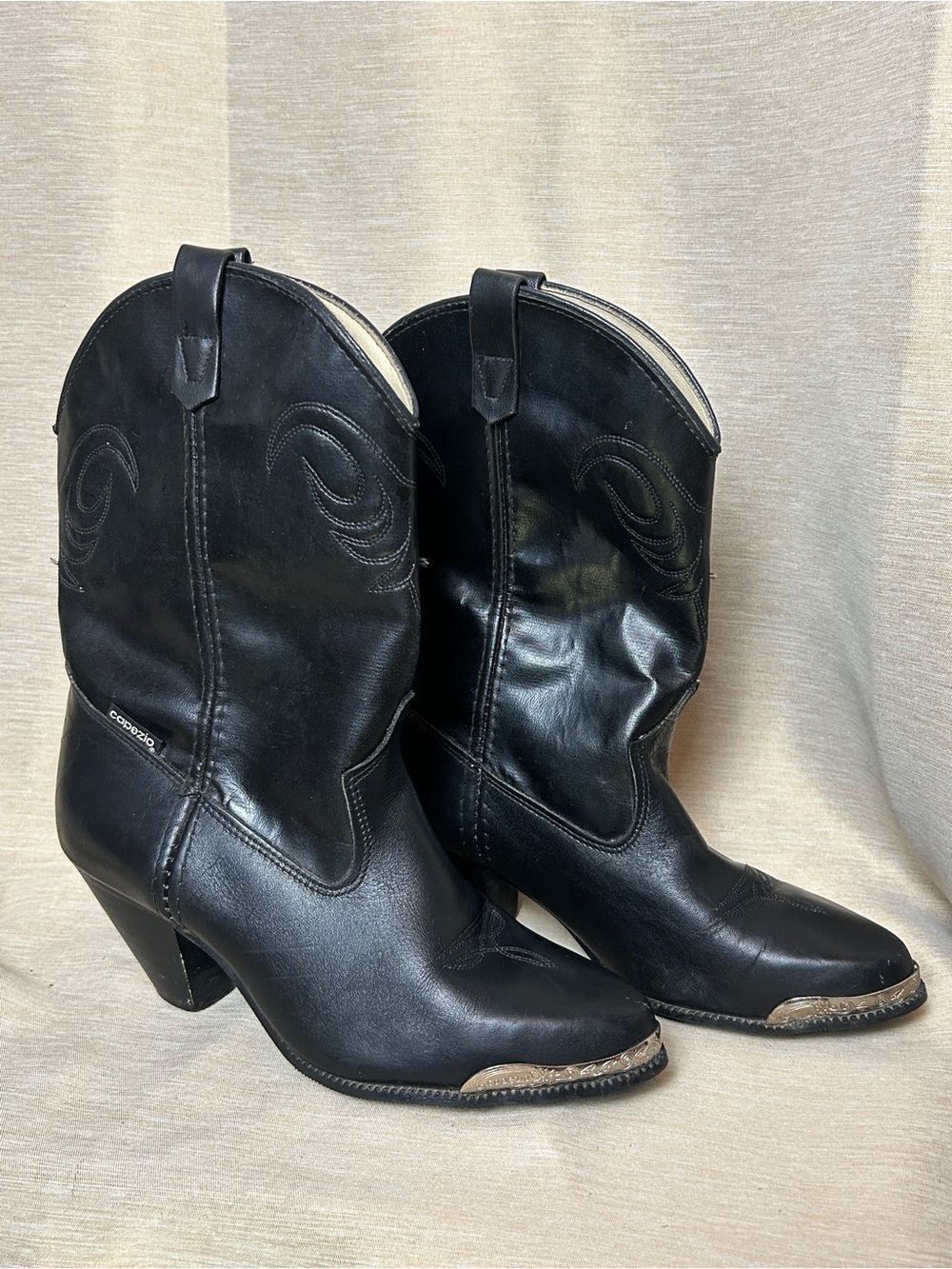 Capezio Black Women's Western Mid-Heel Leather Boots 7.5.